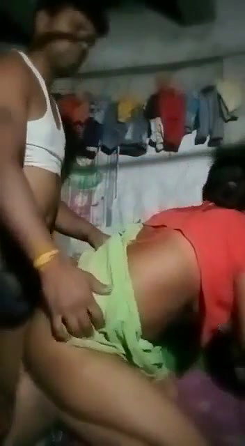Village bhabhi fucking in doggy