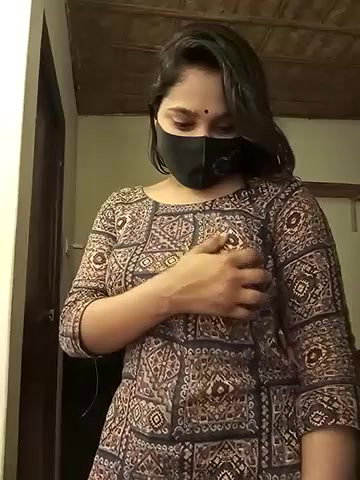 Stripchat-Public.Show-f-Puspita–2025.05.14.184145