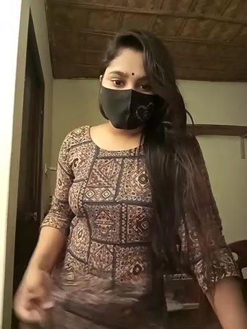 Stripchat-Public.Show-f-Puspita–2025.05.14.184145