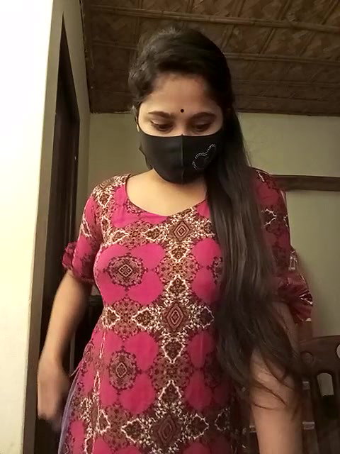 Stripchat-Public.Show-f-Puspita–2025.05.19.190826