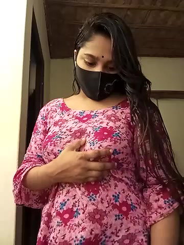 Stripchat-Public.Show-f-Puspita–2025.05.21.190540