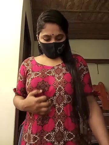 Stripchat-Public.Show-f-Puspita–2025.05.25.182109