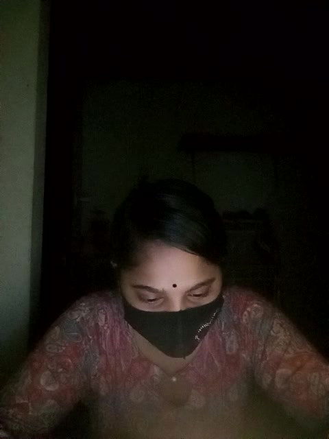 Stripchat-Public.Show-f-Puspita–2025.05.27.182140