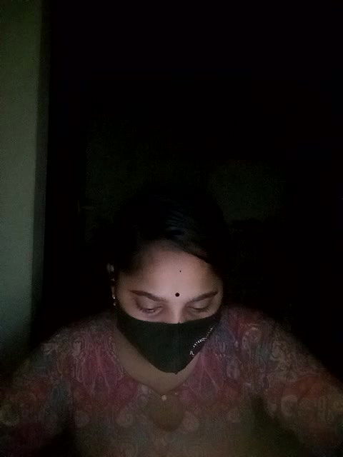 Stripchat-Public.Show-f-Puspita–2025.05.27.182140