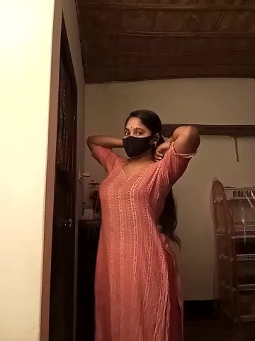 Stripchat-Public.Show-f-Puspita–2025.05.30.180356