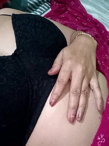 Stripchat-Public.Show-f-sexytelugu27-2024.08.24.210421