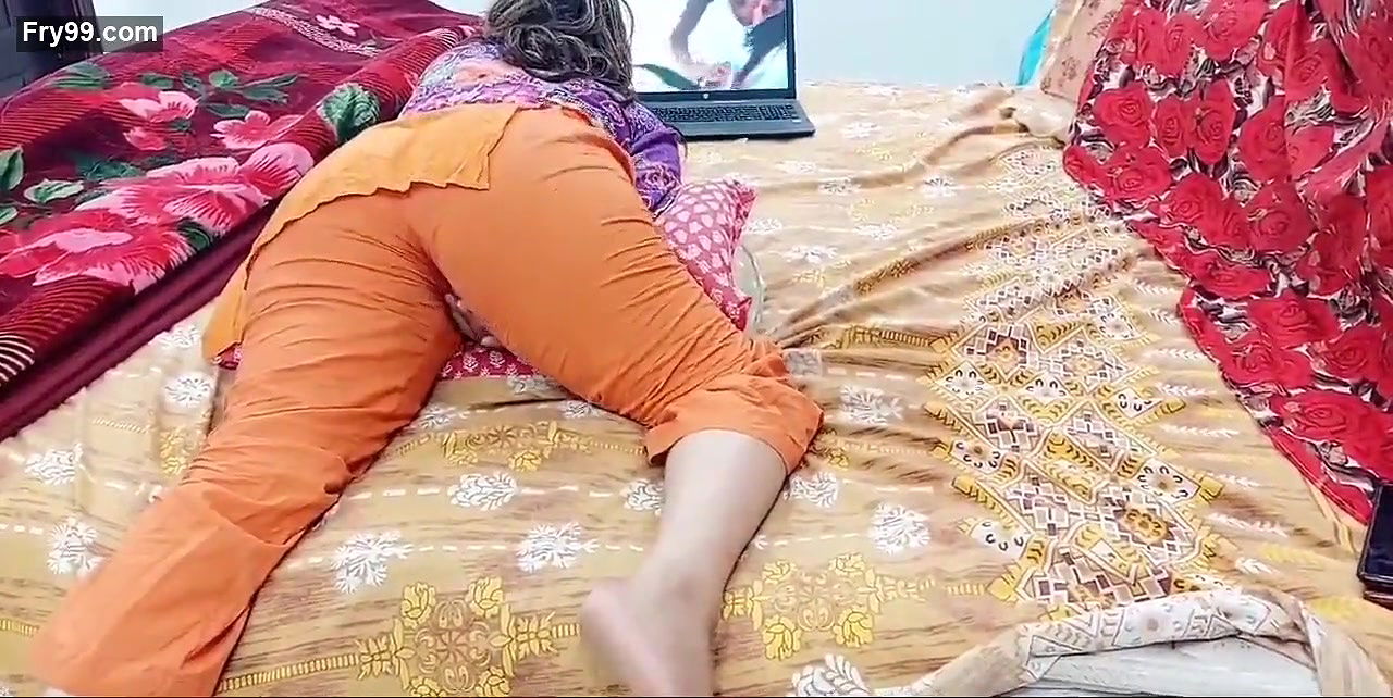 INDIAN COLLEGE GIRL HAS MULTIPLE ORGASM WHILE SHE IS WATCHING PORN ON LAPTOP