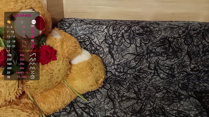 Stripchat-Public.Show-f-shuhana_-2024.12.05.021822