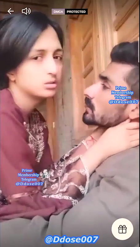 Pk cute couple on tango