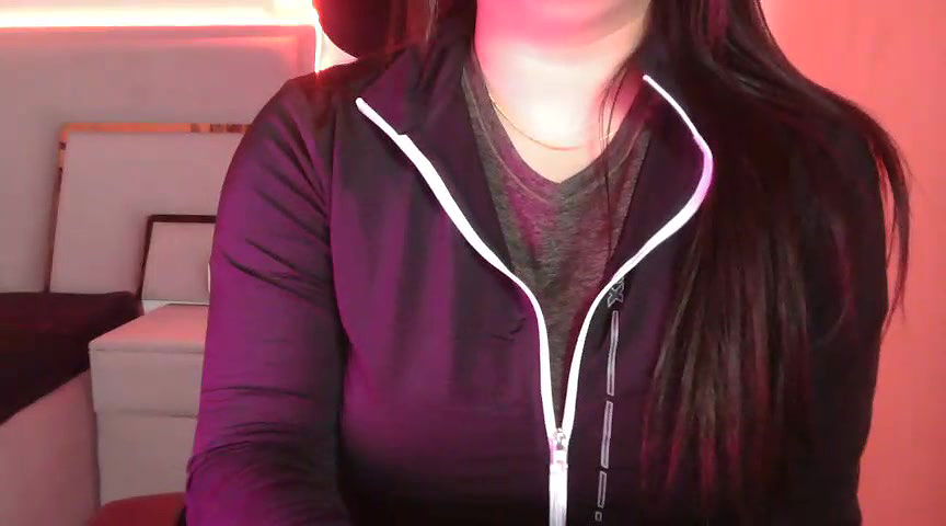 Stripchat-Public.Show-f-SunhariGirl-2025.04.06.041926