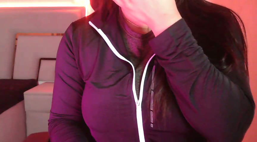 Stripchat-Public.Show-f-SunhariGirl-2025.04.06.041926