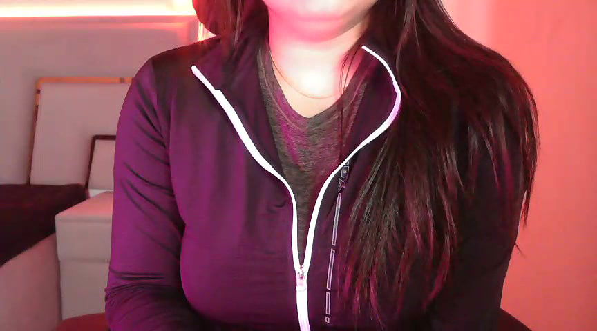 Stripchat-Public.Show-f-SunhariGirl-2025.04.06.041926