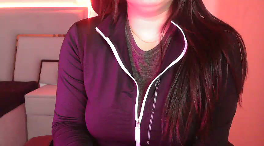 Stripchat-Public.Show-f-SunhariGirl-2025.04.06.041926