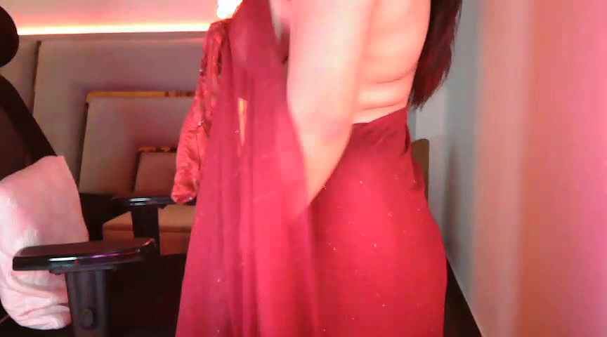 Stripchat-Public.Show-f-SunhariGirl-2025.04.12.141737