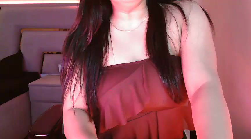 Stripchat-Public.Show-f-SunhariGirl-2025.04.12.190908