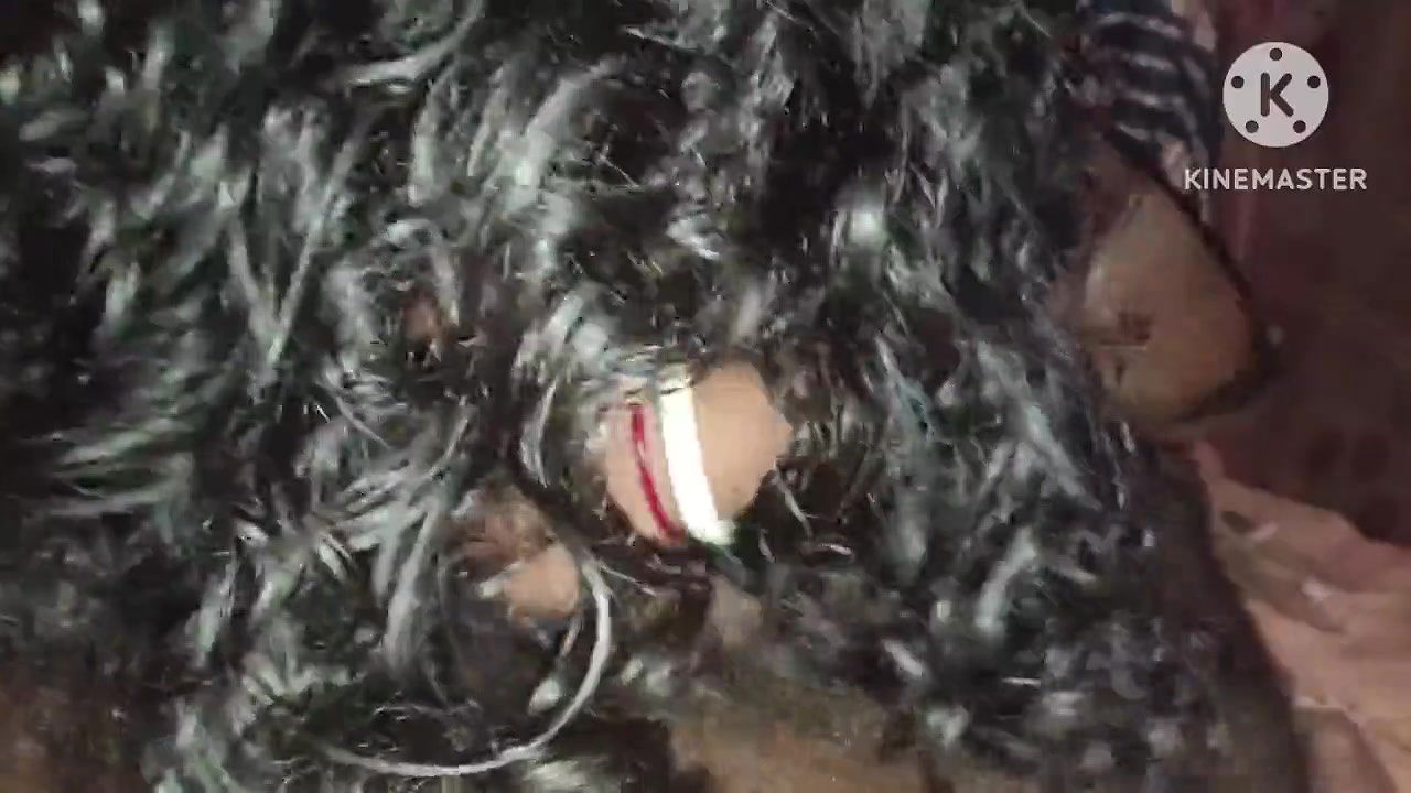 Bhabhi ne land mein Tel lagaya