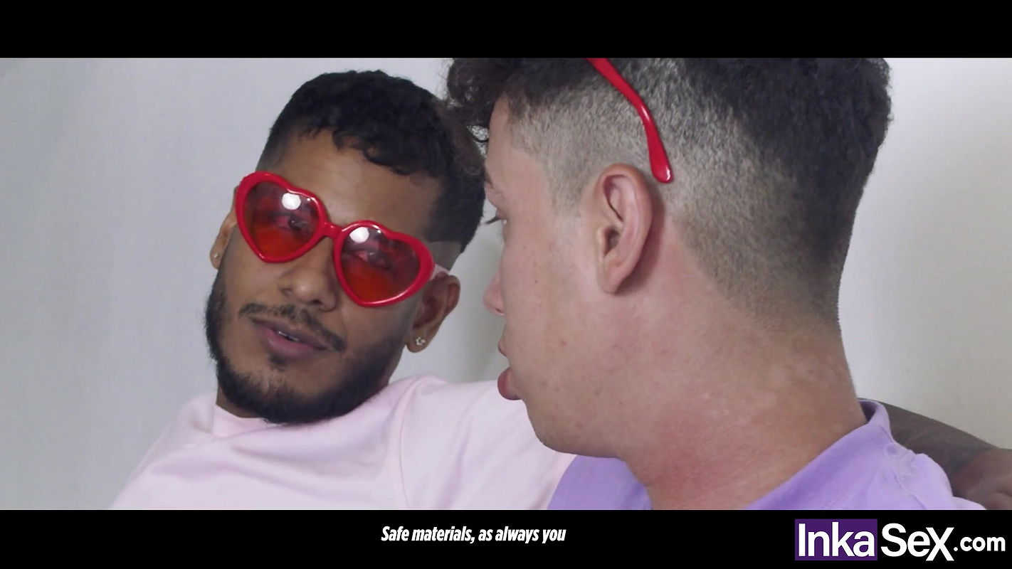 Ebony from Colombia super ass fucking with 2 best gay friends