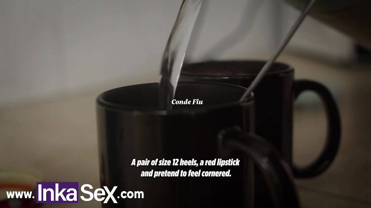 se follan a su tímida y la follan por el culo