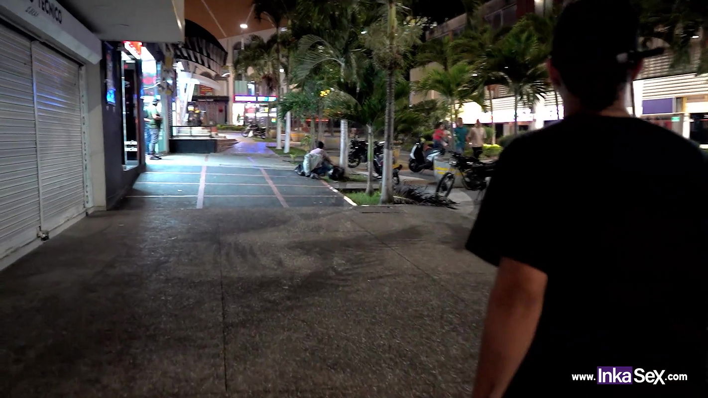 Sara Blonde en discoteca colombiana FINAL ÉPICO