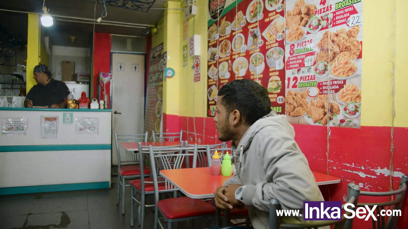 Mature white waitress fucks black guy for not paying for her food