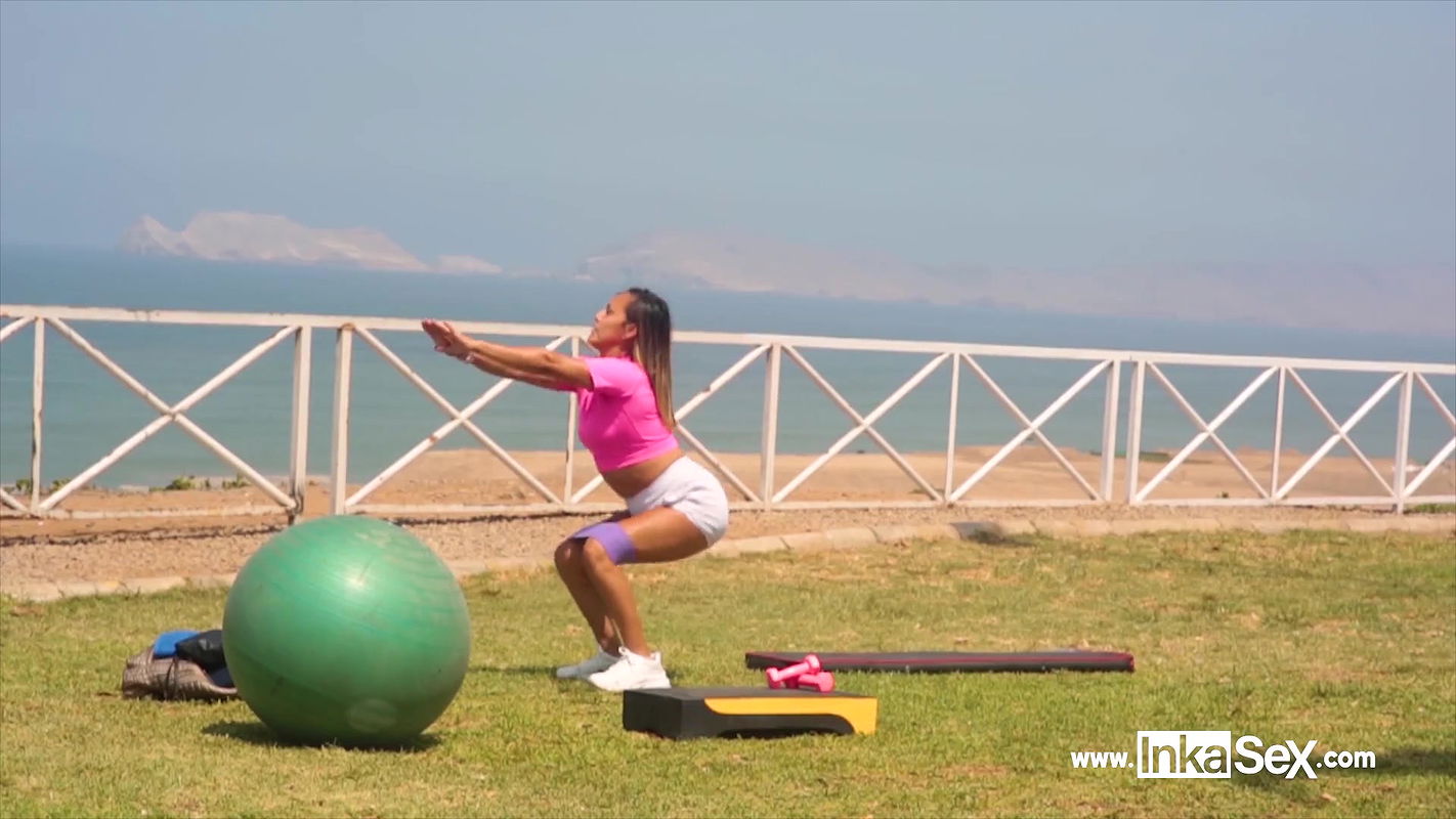 Peruvian gym teacher caught doing hot exercises TREND IN PERU