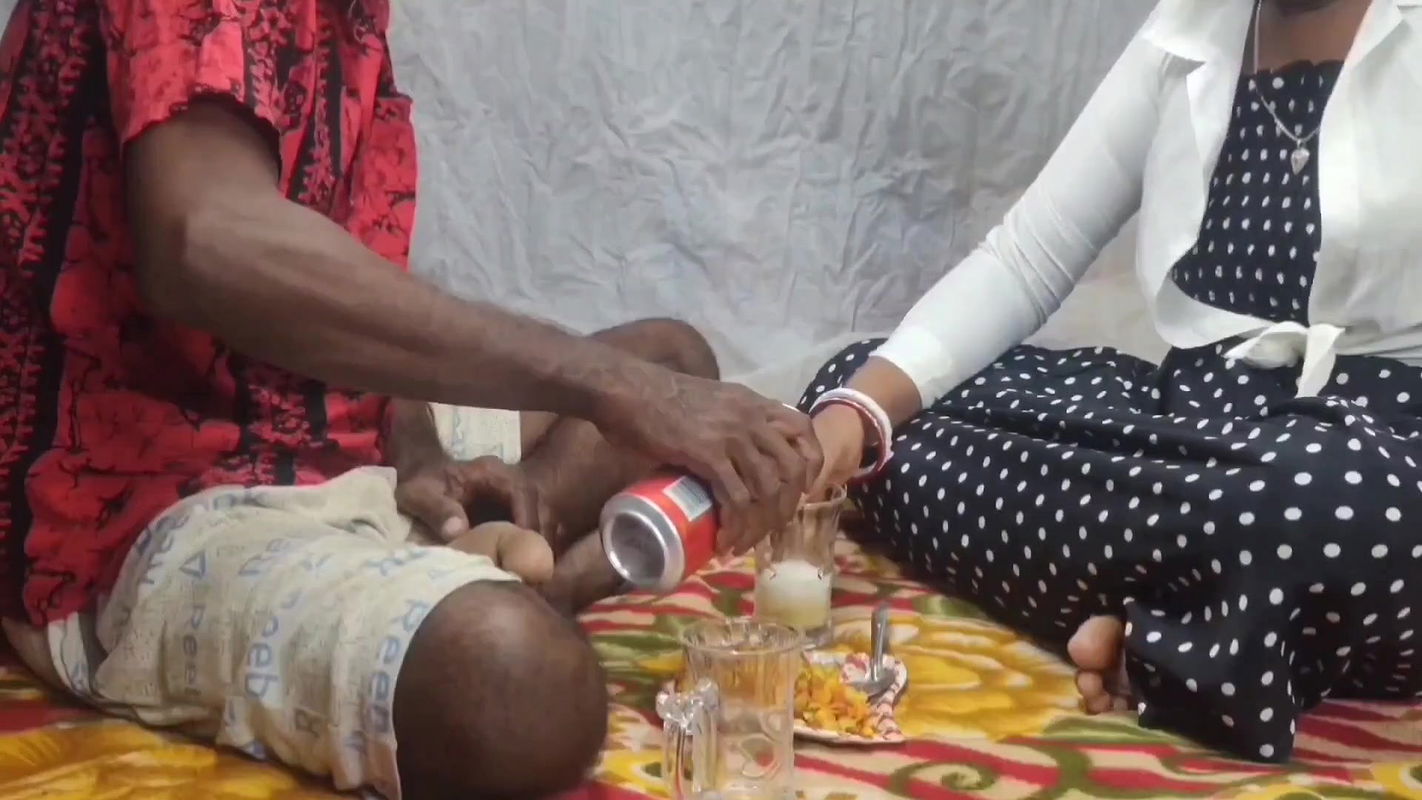 I had a party with my wife and then enjoyed fucking her. your nomita boudi