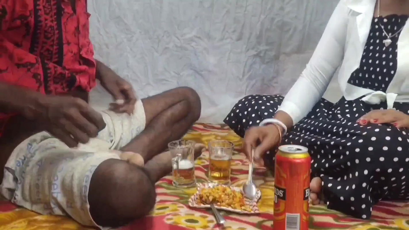 I had a party with my wife and then enjoyed fucking her. your nomita boudi