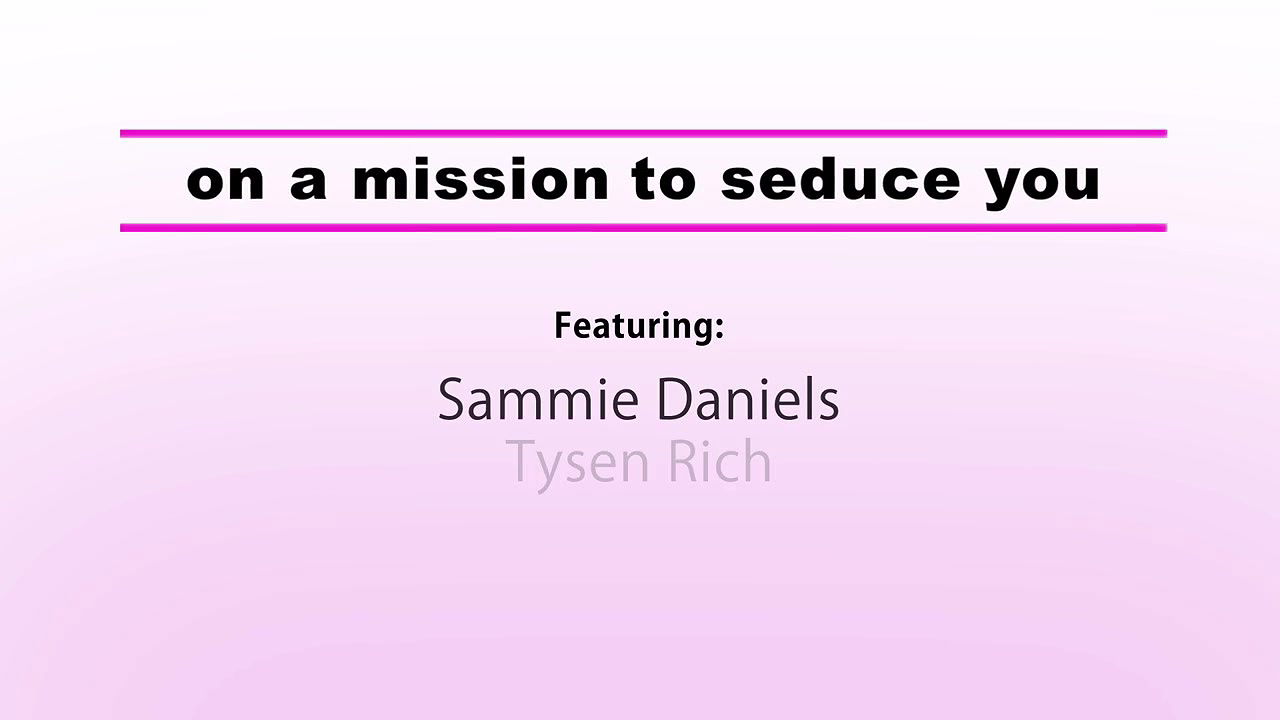 Step mom gives teens a lesson in pussy licking