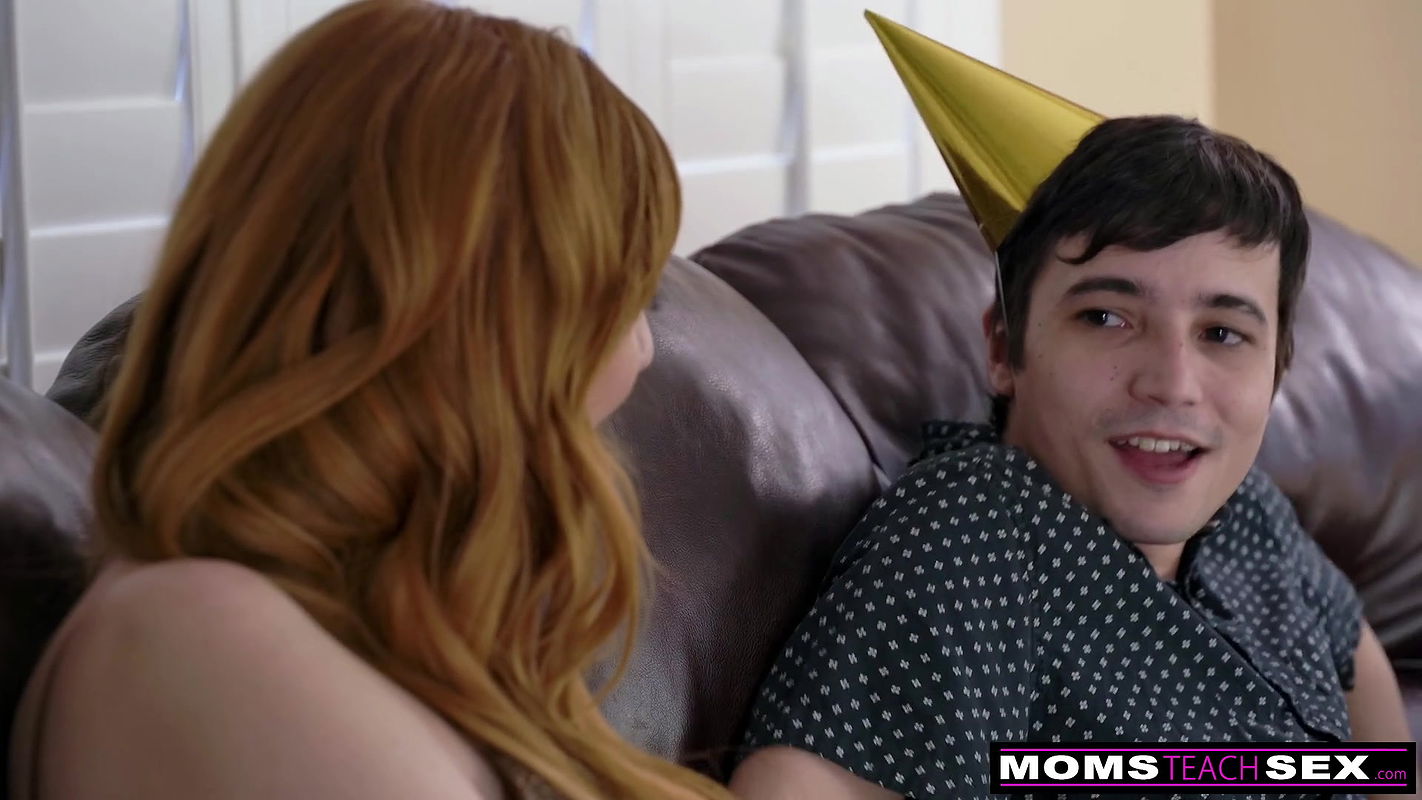 Cock Thirsty Stepmama Lauren Phillips Has Stepson to DROP a NYE Load in her Pussy