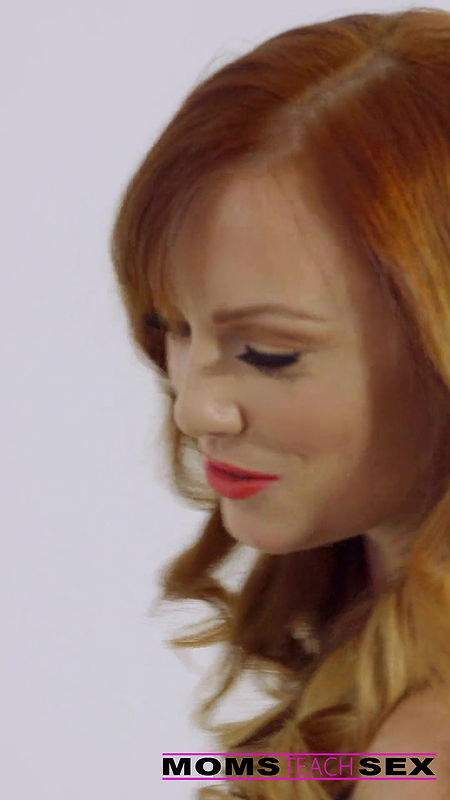 Portrait View Sexy Stepmom Dani Jensen Gives Into Temptations to Fuck Stepson for Valentines Date