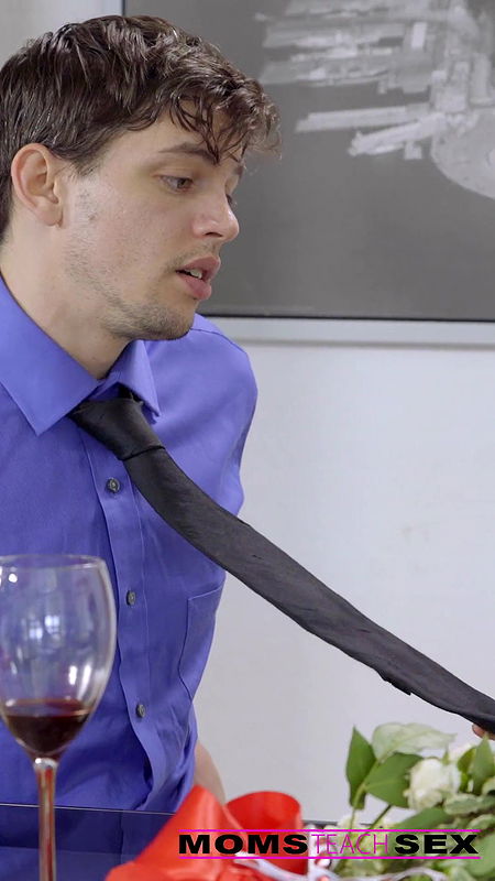 Portrait View Sexy Stepmom Dani Jensen Gives Into Temptations to Fuck Stepson for Valentines Date