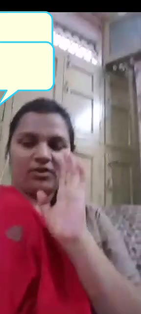 Desi Girl Showing Boobs