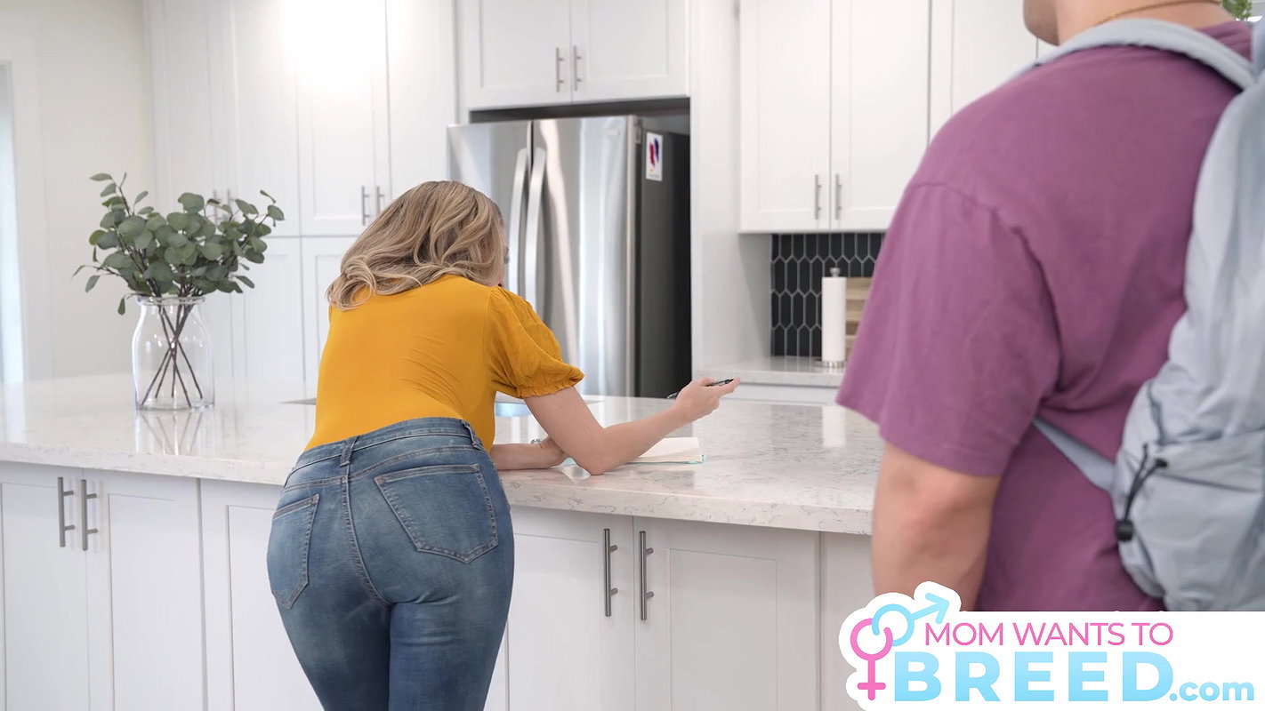 Gigi Dior – I’ll take out my tits and ride your cock till you blow your huge load in my pussy