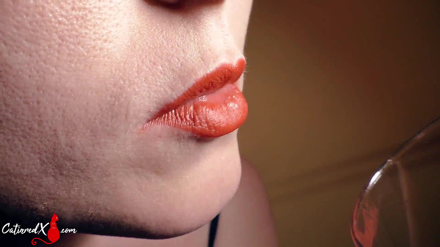 Pretty Woman Smoked, Blowjob Cock and Cum on Face