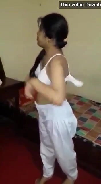 Young girl pussy licking and fingering by lover