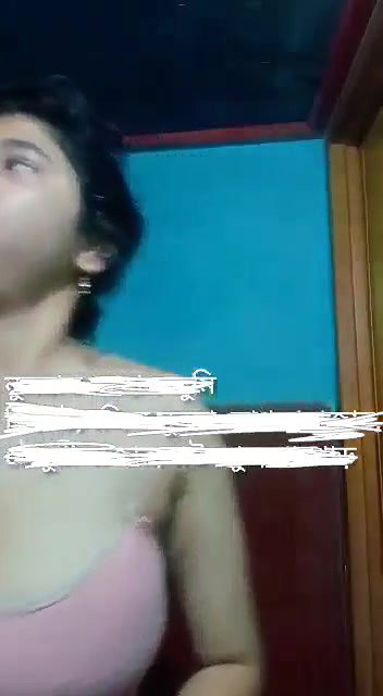 Beautiful Girl Showing Her Bigboobs And Pussy