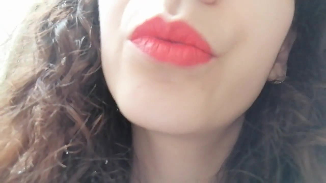 sowet992-FETISH SMOKE – CLOSE UP MULTIPLE DRAGS