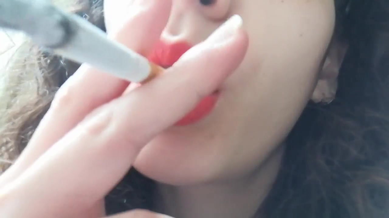 sowet992-FETISH SMOKE – CLOSE UP MULTIPLE DRAGS