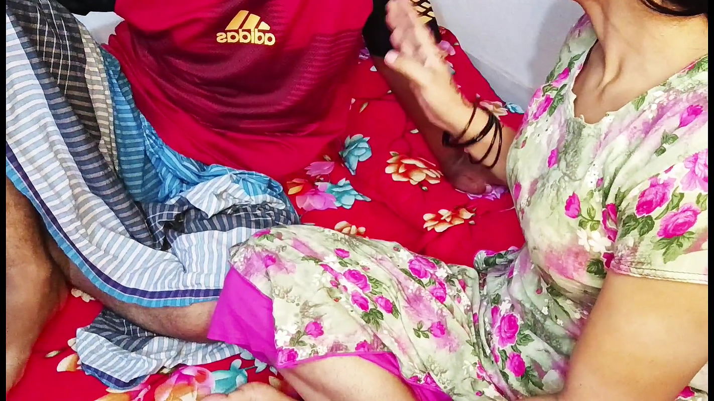 Desi Housewife Bhabi Fucked Hardcore With Her Devar