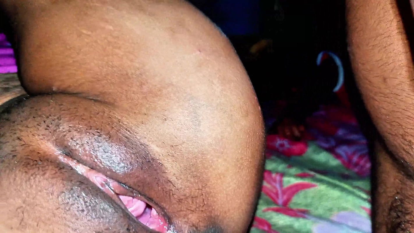 Desi Indian Girlfriend new boyfriend Frist time pussy missionary style sex big dick