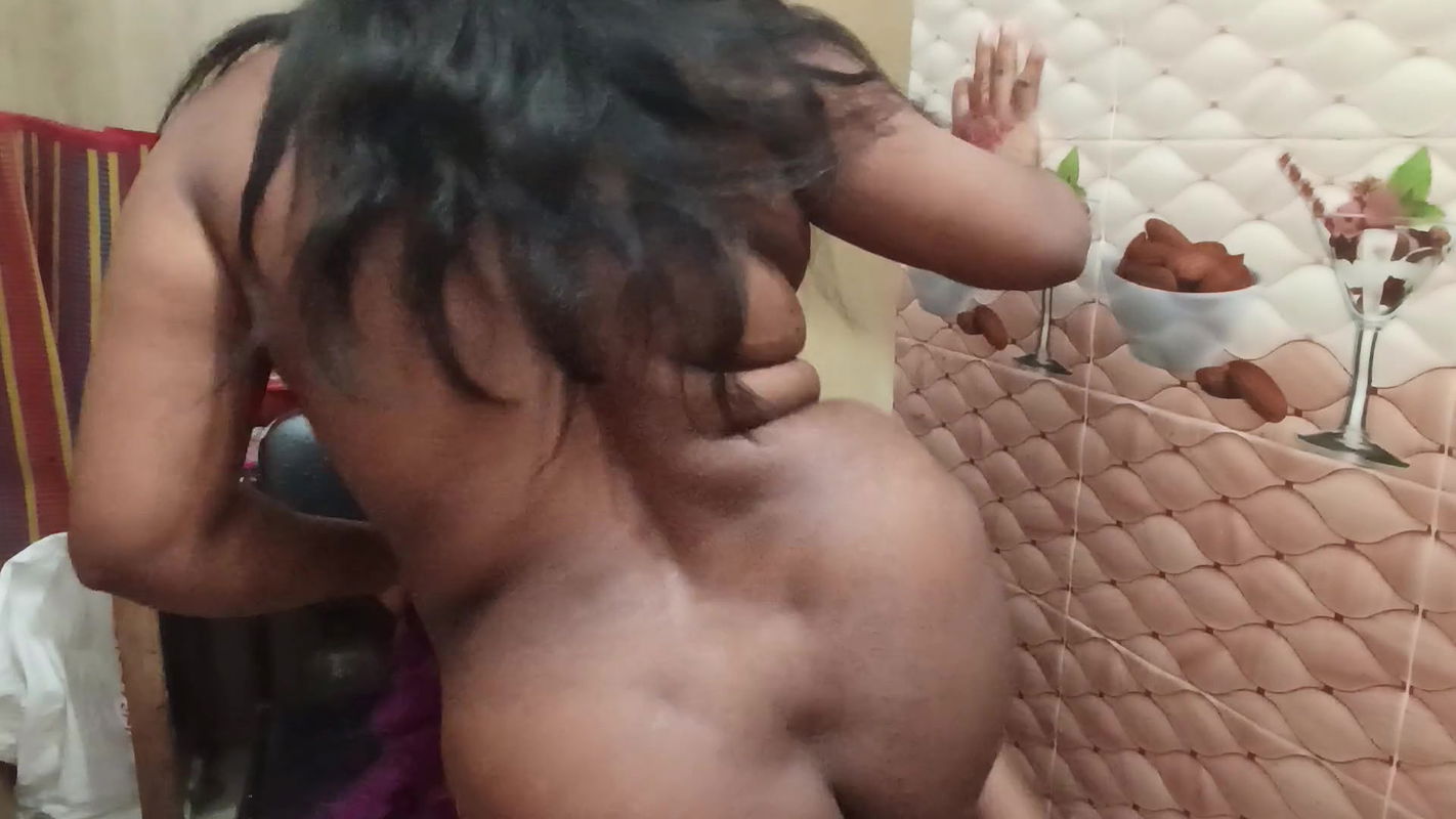 Desi vabi girl kitchen room hot hottest