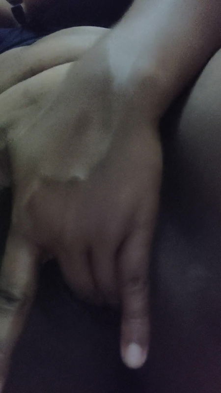 Hot Desi Girl masturbating hard. Roselle Porn Video