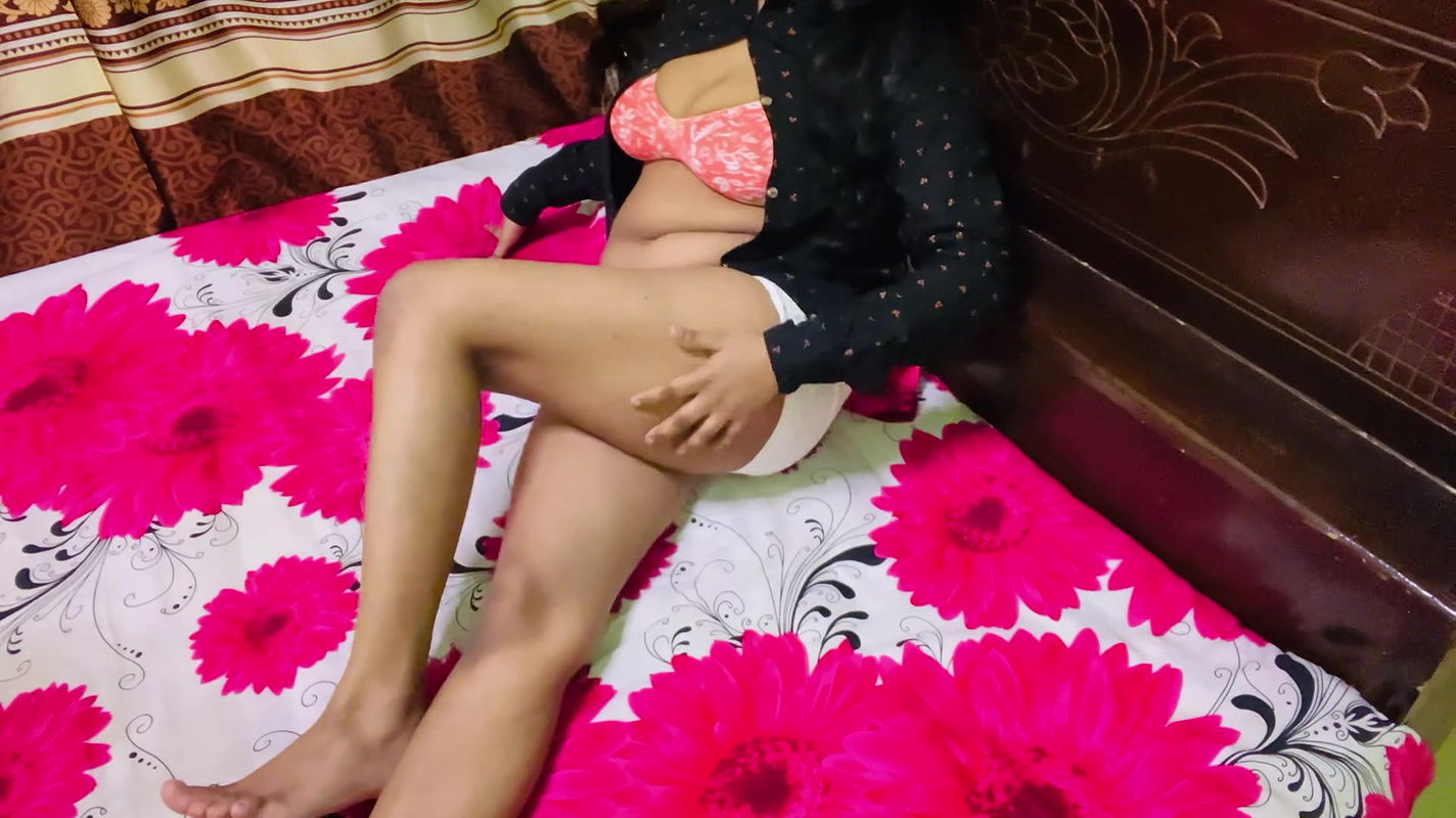 Indian college girl masturbation big ass beautiful pussy