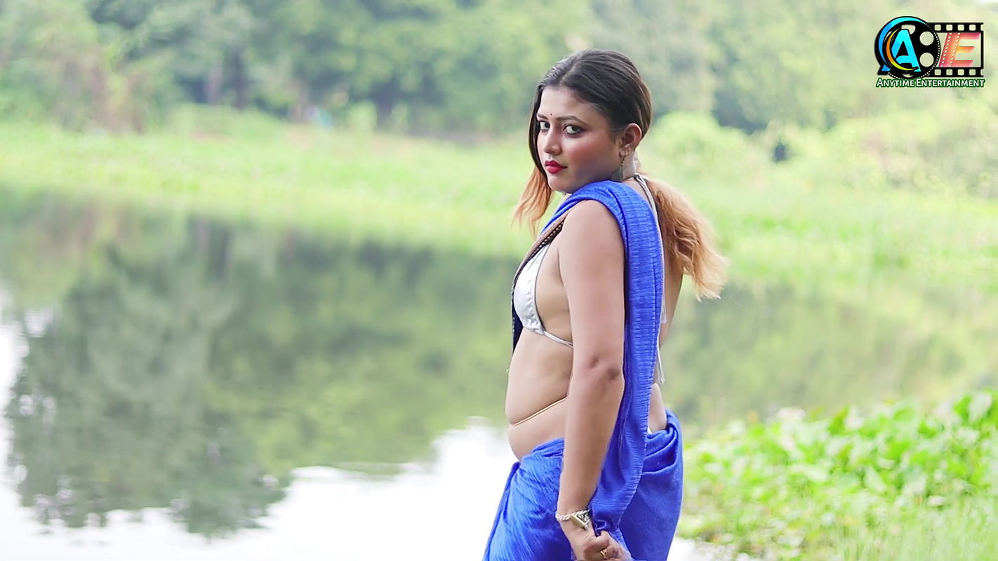 Bong Saree Fashion Video Model Urvashi Outdoor Saree Video Shoot Saree Fashion Shoot