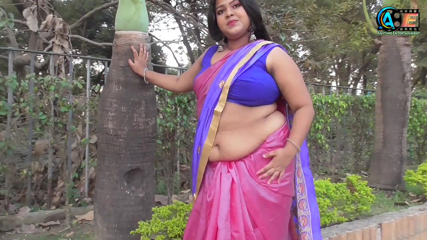 BRISTI saree shoot saree fashion high fashion saree shoot navel saree queen