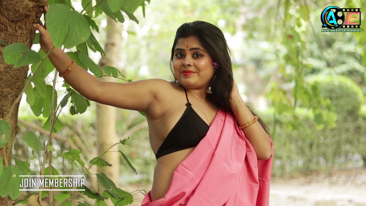 Exclusive Hot and Bold Saree Video Shoot Model Kobita Navel Show Saree Shoot Saree Fashion Shoot