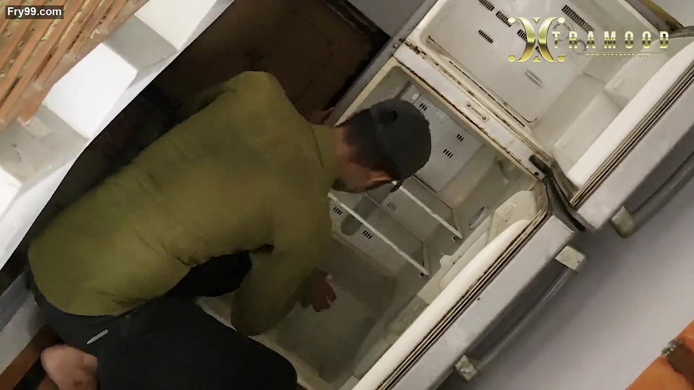 FRIDGE MECHANICS KE SATH BHABI KA CHUDAI, OUTDOOR