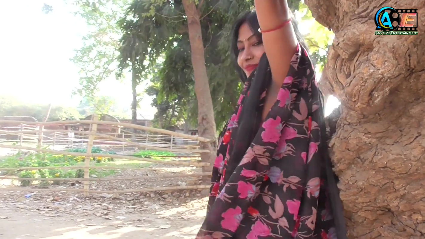 high fashion diye saree shoot saree fashion navel show in bong beauty