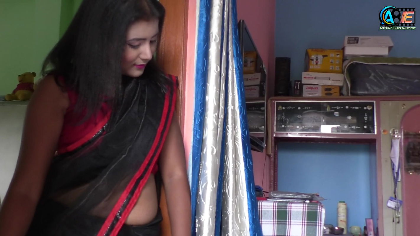 HIGH FASHION SAREE SHOOT SAREE FASHION SHOW NAVEL SHOW