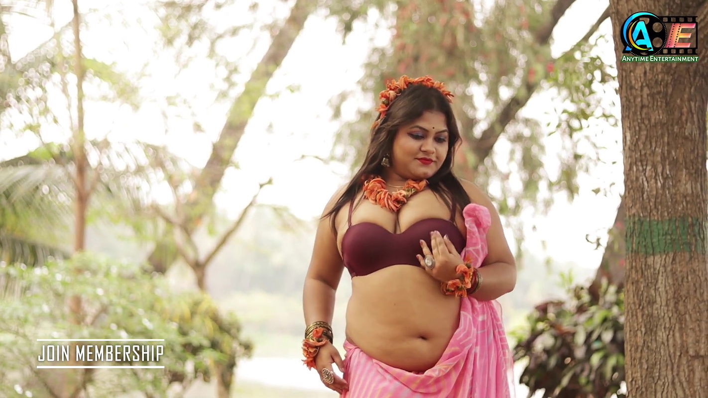 Holi Shoot Bold Saree Shoot Hot Saree Shoot Healthy Chubby Model Exclusive Hot Navel Show